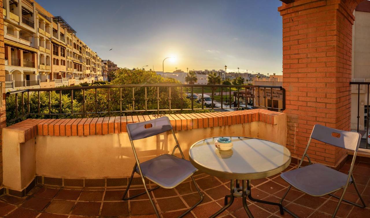 Apartment 90 M2 En La Mejor Zona De Roquetas